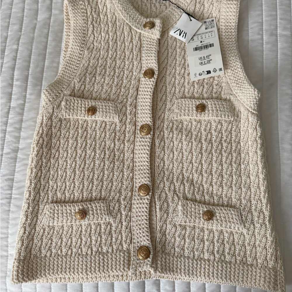 Zara Beige Knit Vest with Gold Accents